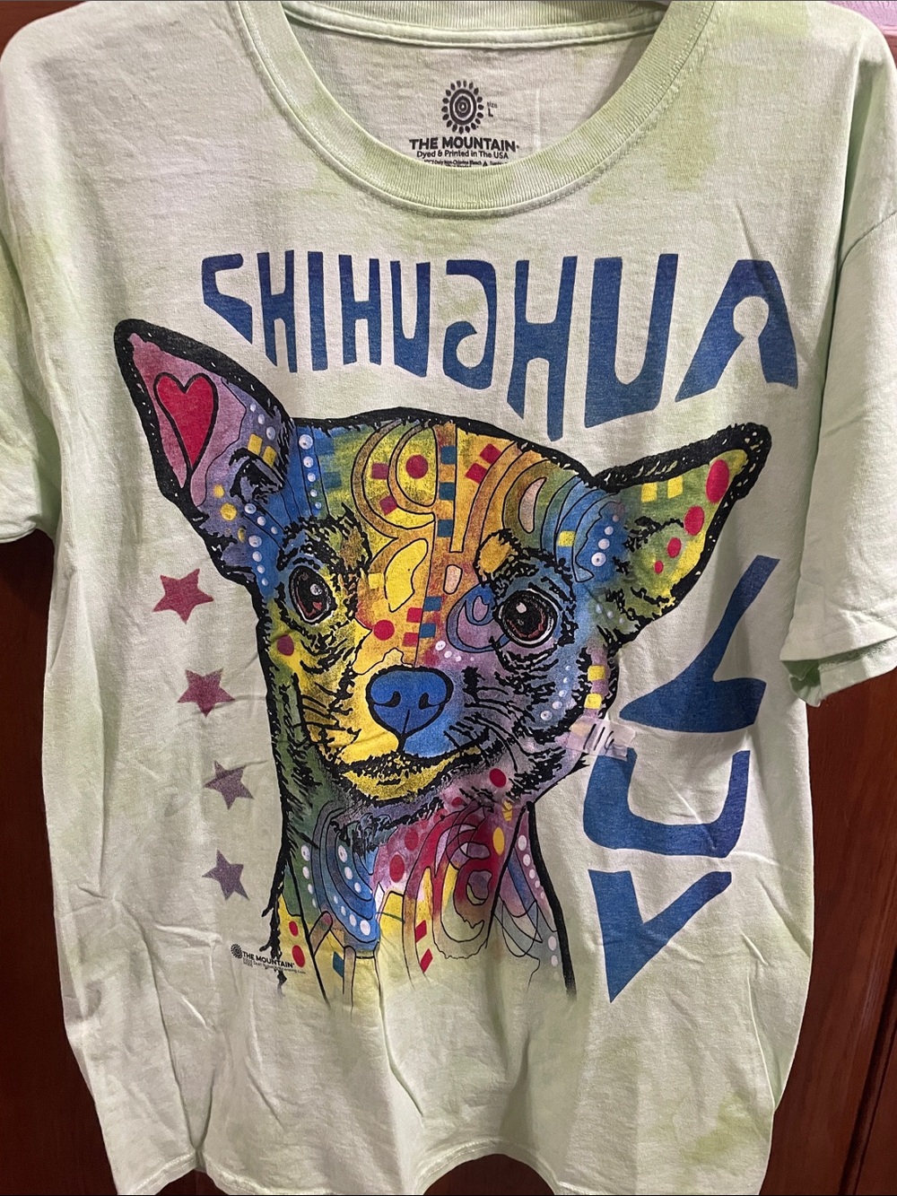 The Mountain Light Green Chihuahua Graphic Tee with Multicolor Print Sz.L NWOT